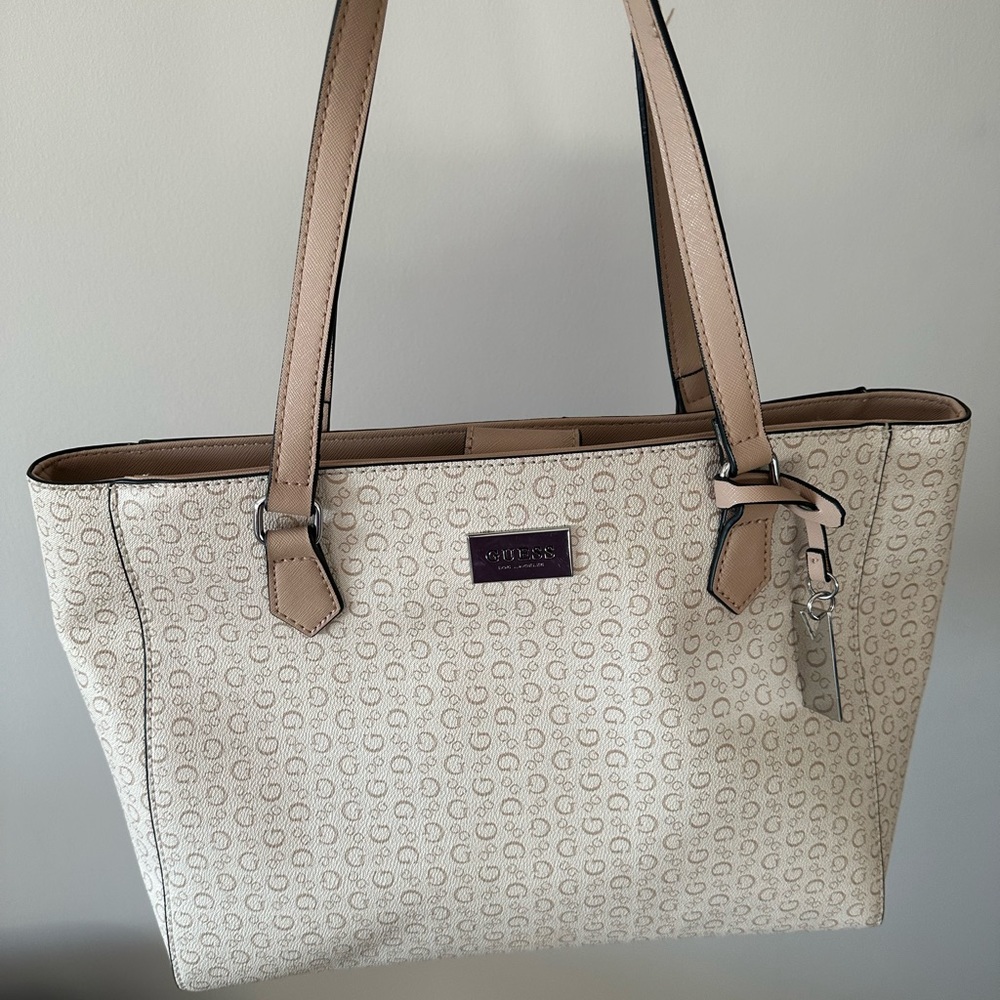 Guess shoulder bag